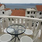 Apartamento With A Parking Space Bol, Brac - 12474 *