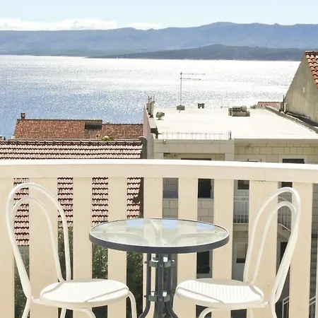 With A Parking Space Bol, Brac - 12474 *