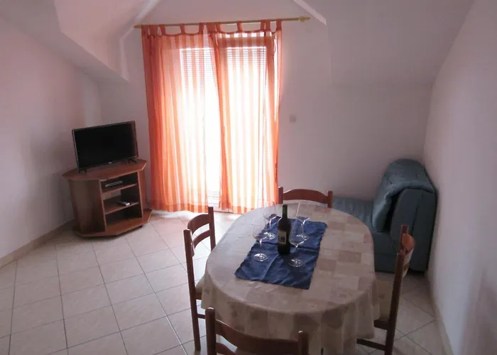 With A Parking Space Bol, Brac - 12474 * Бол